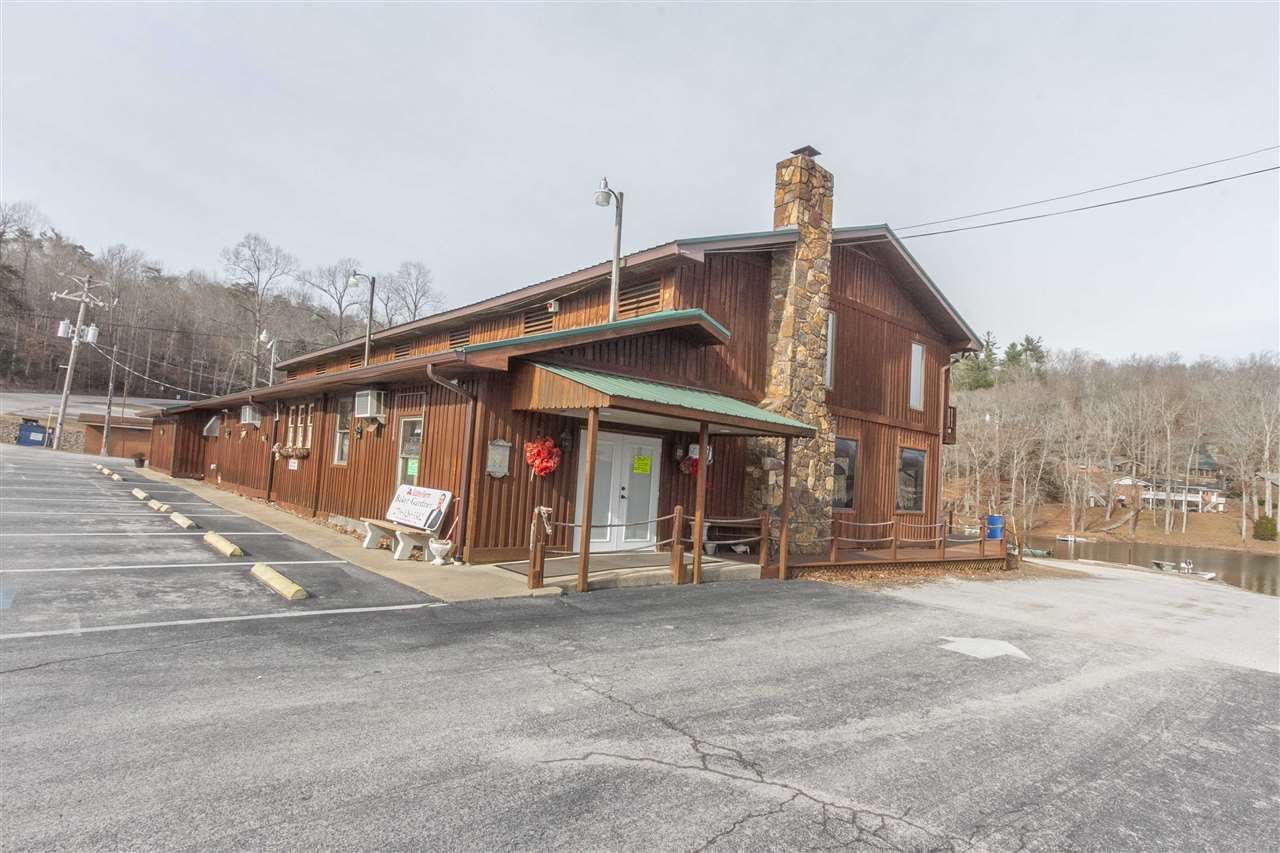 530 Lake Malone Rd, Lewisburg, KY 42256